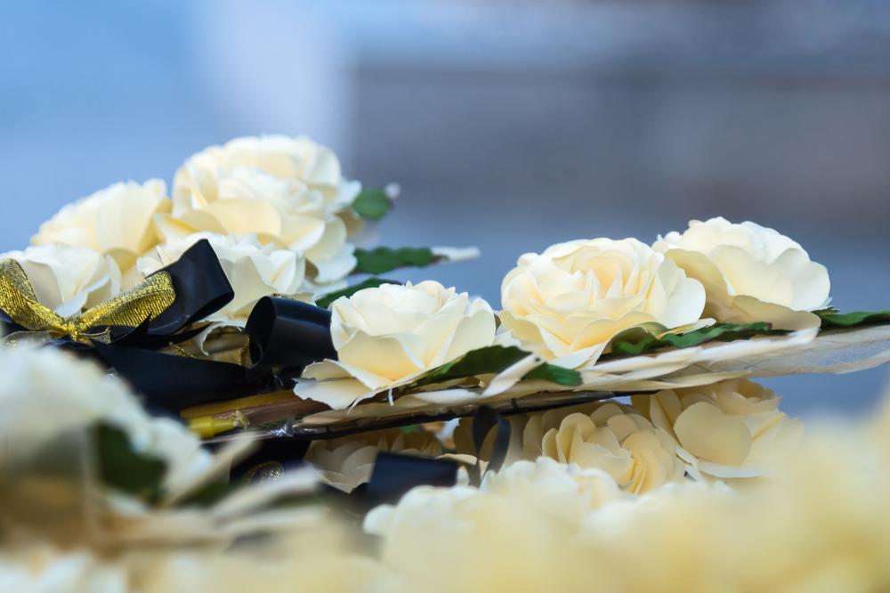 fleurs hommage